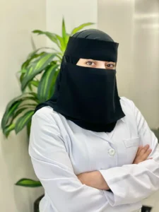 الاخصائية منيره الخمعلي